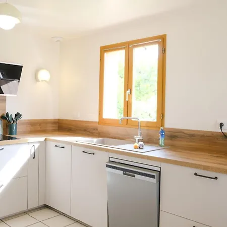 Le Logis Des Hautes Falaises, 11 Personnes *